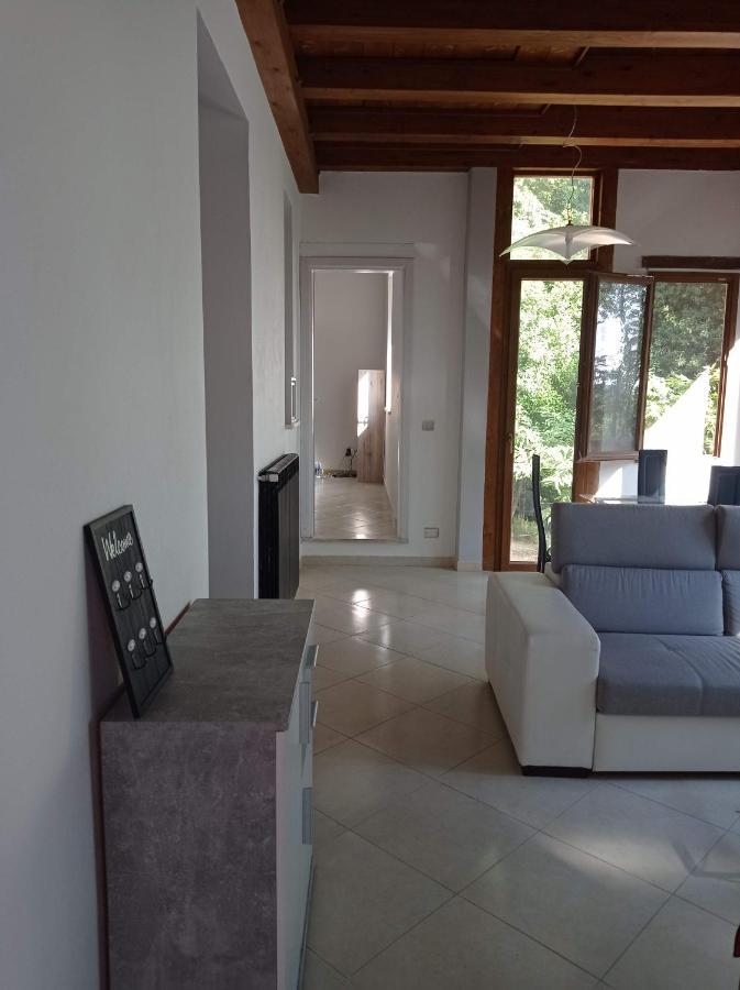 Appartement Casa Dei Faggi à Tolfa Extérieur photo